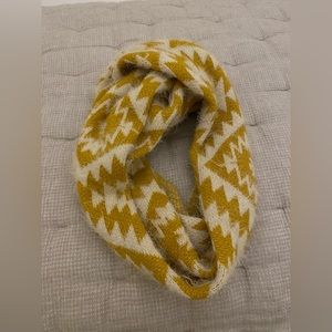 Yellow patterned scarf